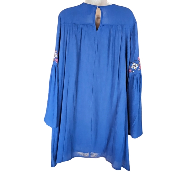 NWT Francesca's Blue Rain Waverly Floral Embroidered Boho Long Sleeve Mini Dress - Picture 4 of 16